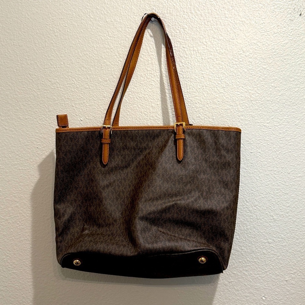 Michael Kors Tote Bag Monogram Large Brown Tan Pockets